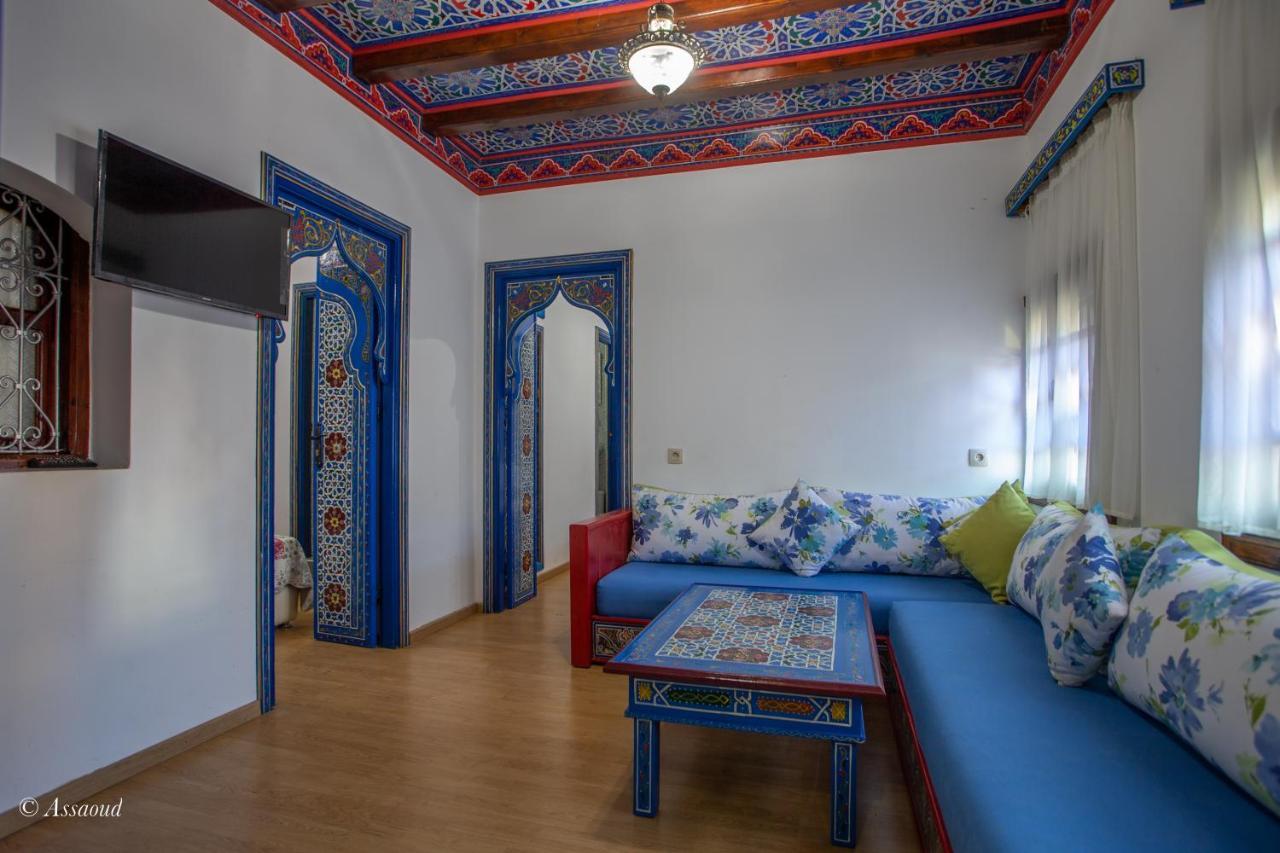 Guest House Yasmina 셰프샤우엔 외부 사진