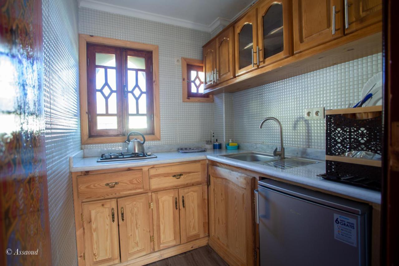 Guest House Yasmina 셰프샤우엔 외부 사진