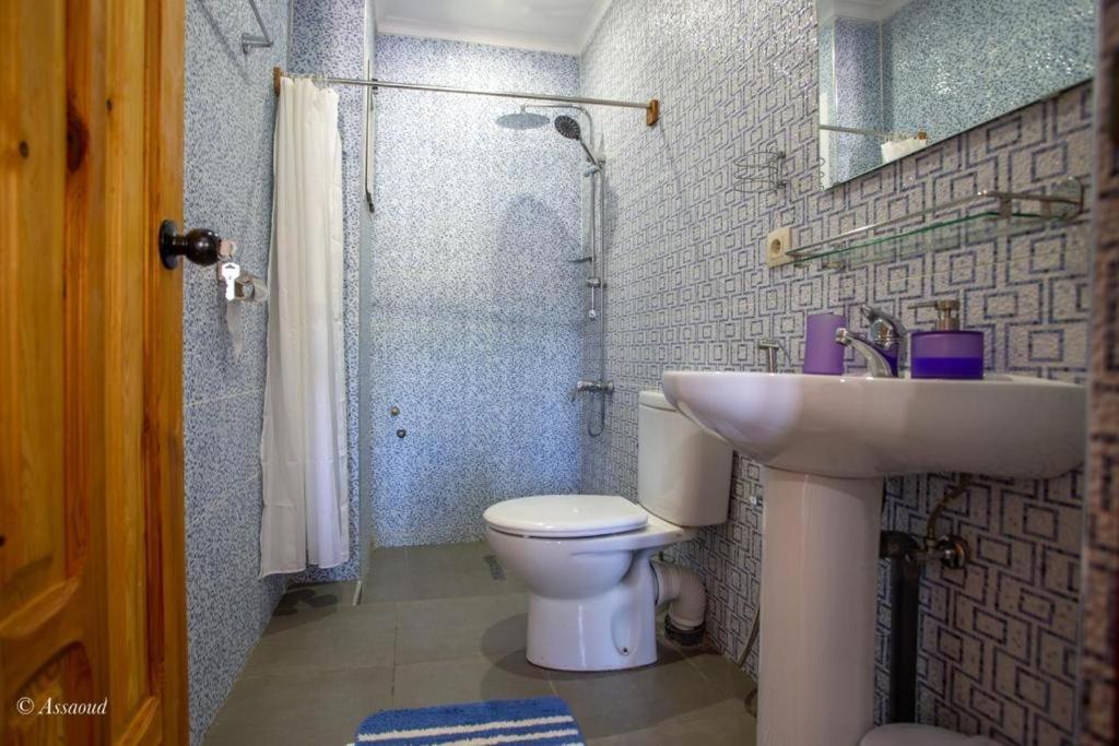Guest House Yasmina 셰프샤우엔 외부 사진