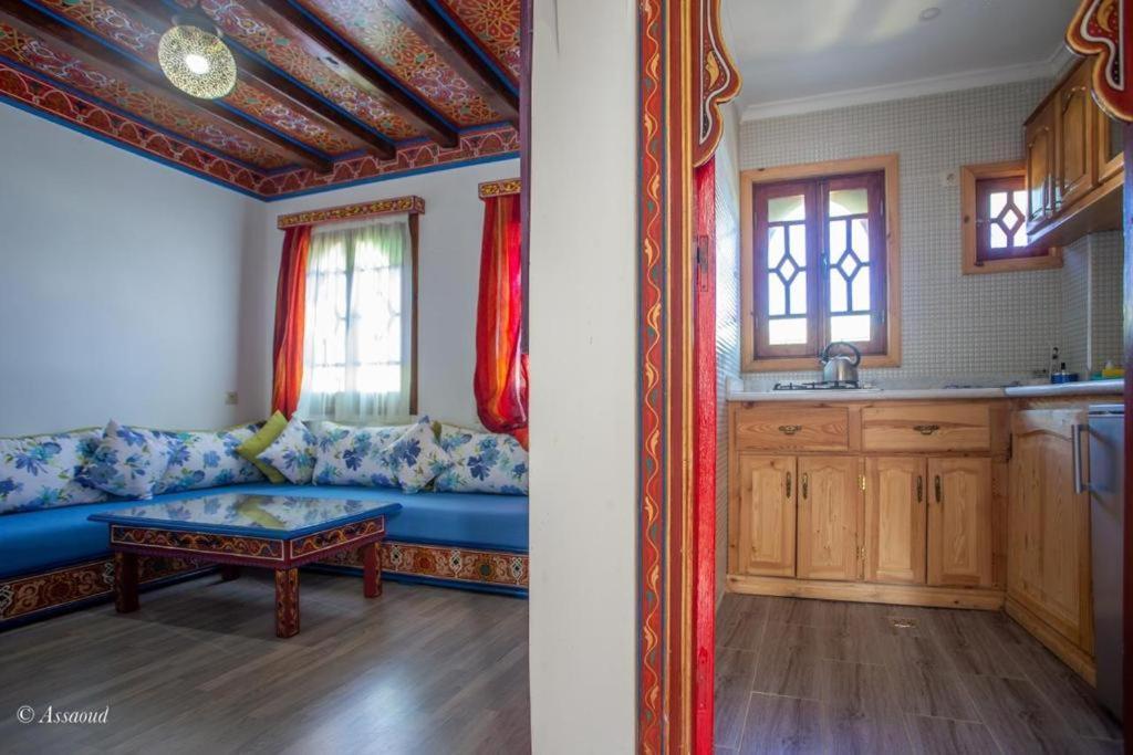 Guest House Yasmina 셰프샤우엔 외부 사진