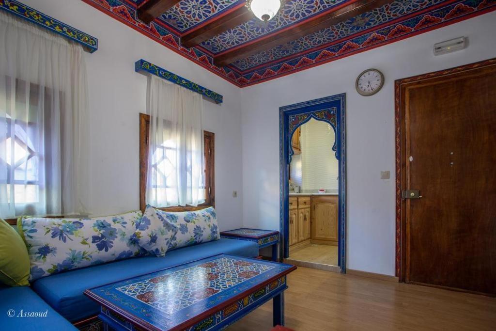 Guest House Yasmina 셰프샤우엔 외부 사진