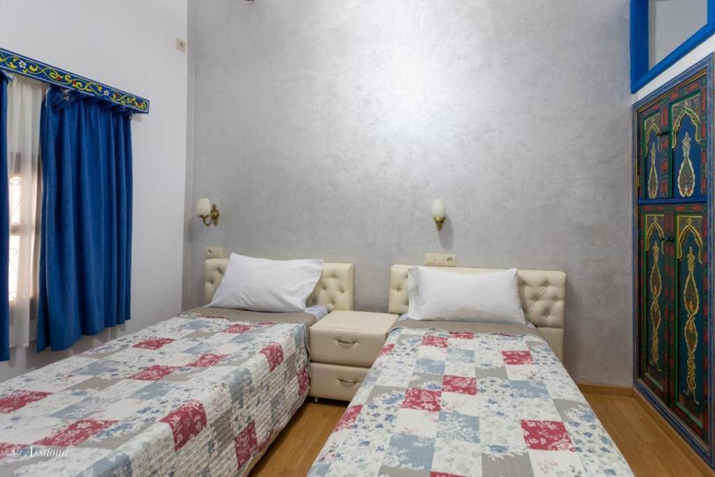 Guest House Yasmina 셰프샤우엔 외부 사진